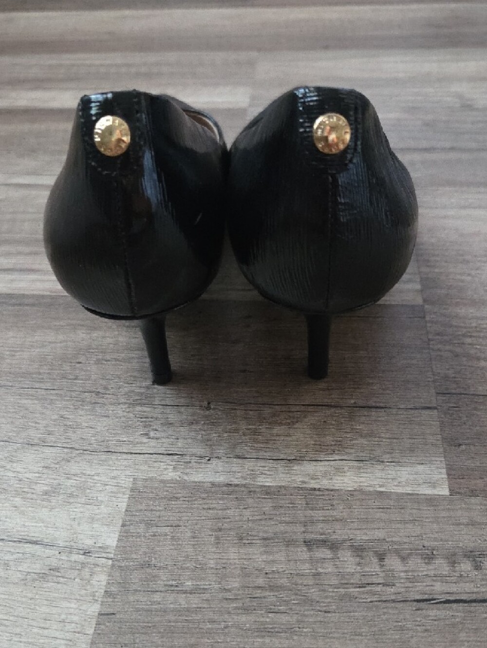Michael Kors Black Pointed Leather Kitten Heel Pumps - Picture 2 of 8